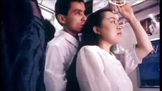 თეთრ წინდებში ჩამწკრ ...